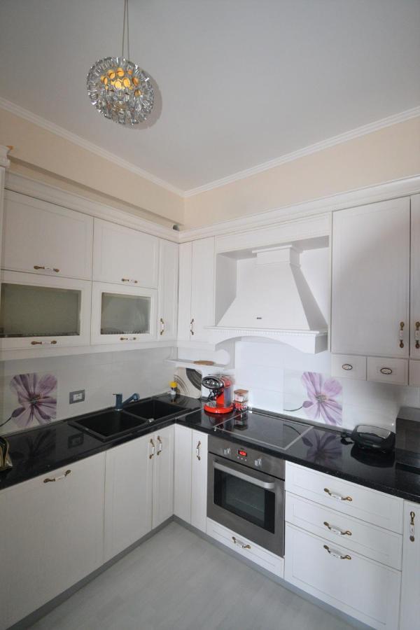 Luxury Penthouse B&E Apartment Sarande Exterior photo