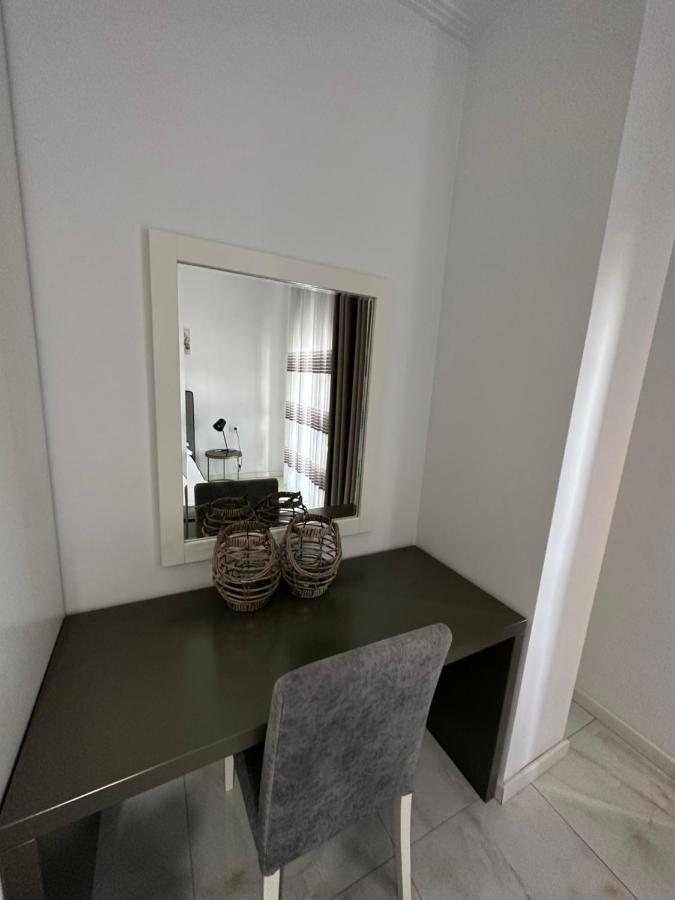 Luxury Penthouse B&E Apartment Sarande Exterior photo