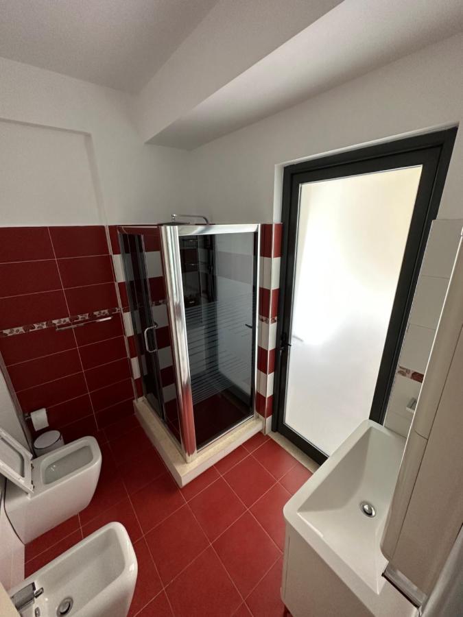 Luxury Penthouse B&E Apartment Sarande Exterior photo