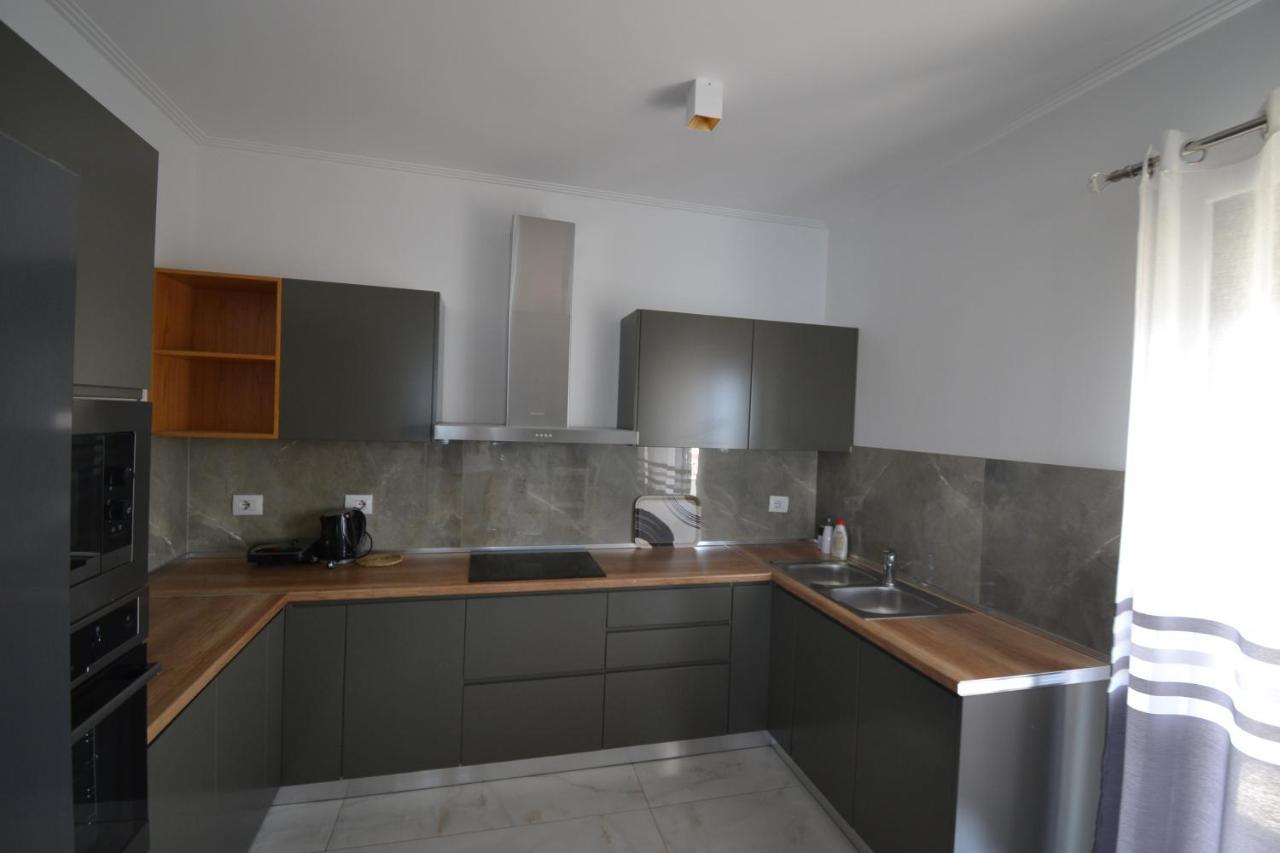Luxury Penthouse B&E Apartment Sarande Exterior photo